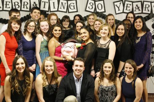 2013-2014 Peer Helper Students with "Wilbur" the Award 